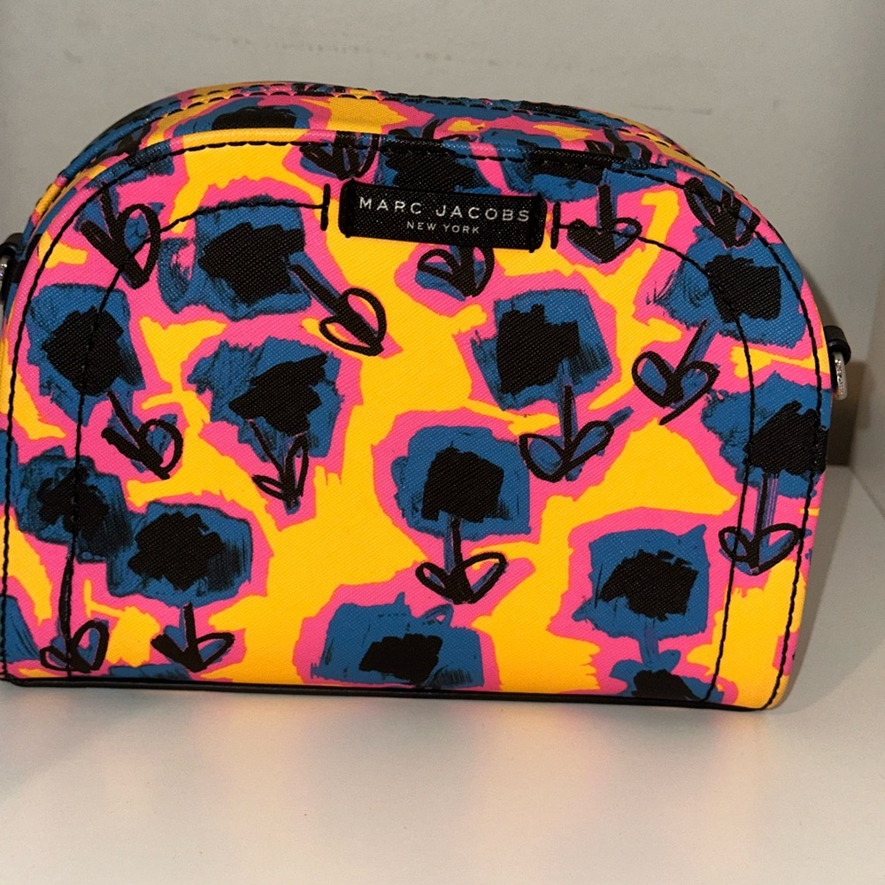 Marc Jacobs Bold Floral Playback